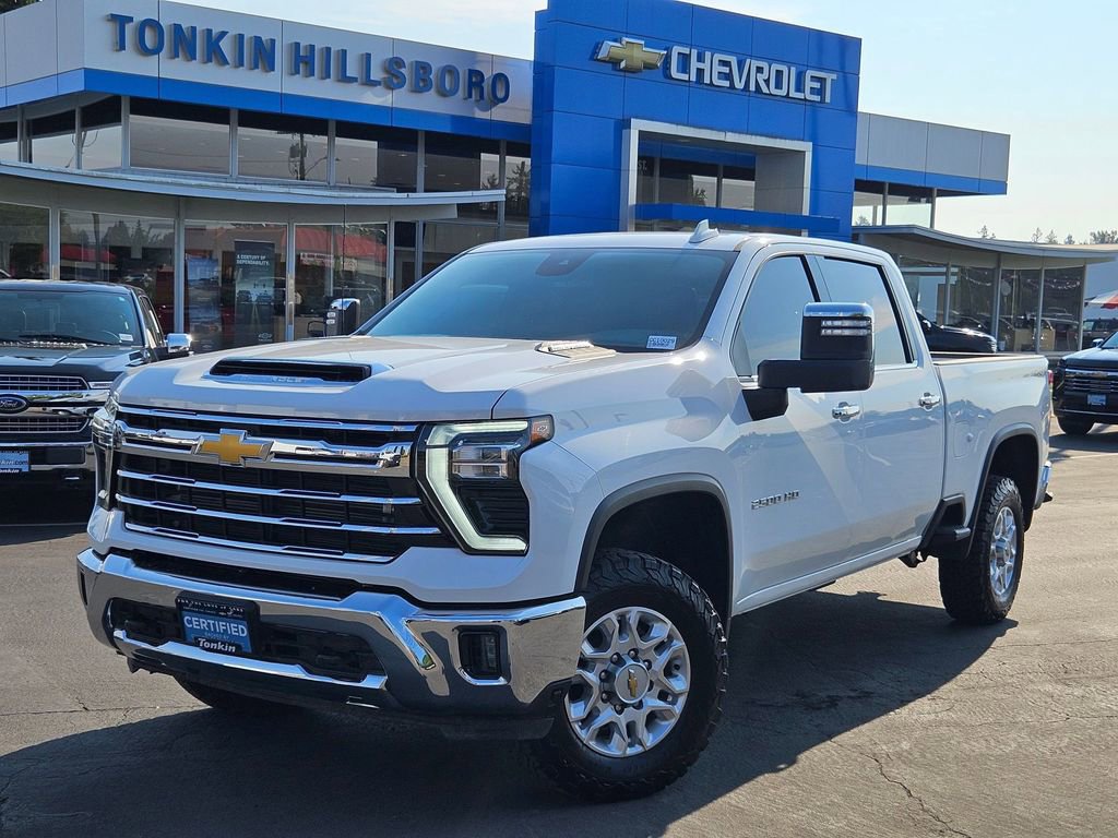 2024 Chevrolet Silverado 2500HD LTZ photo 2