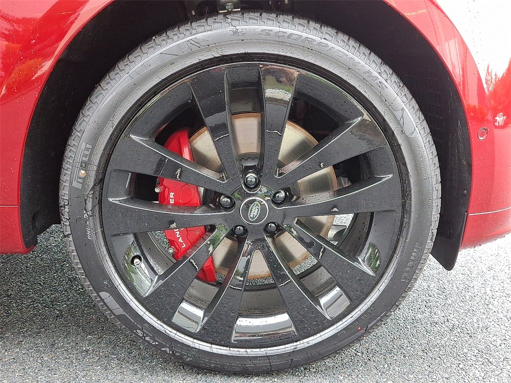 2025 Land Rover Range Rover Sport SE photo 6