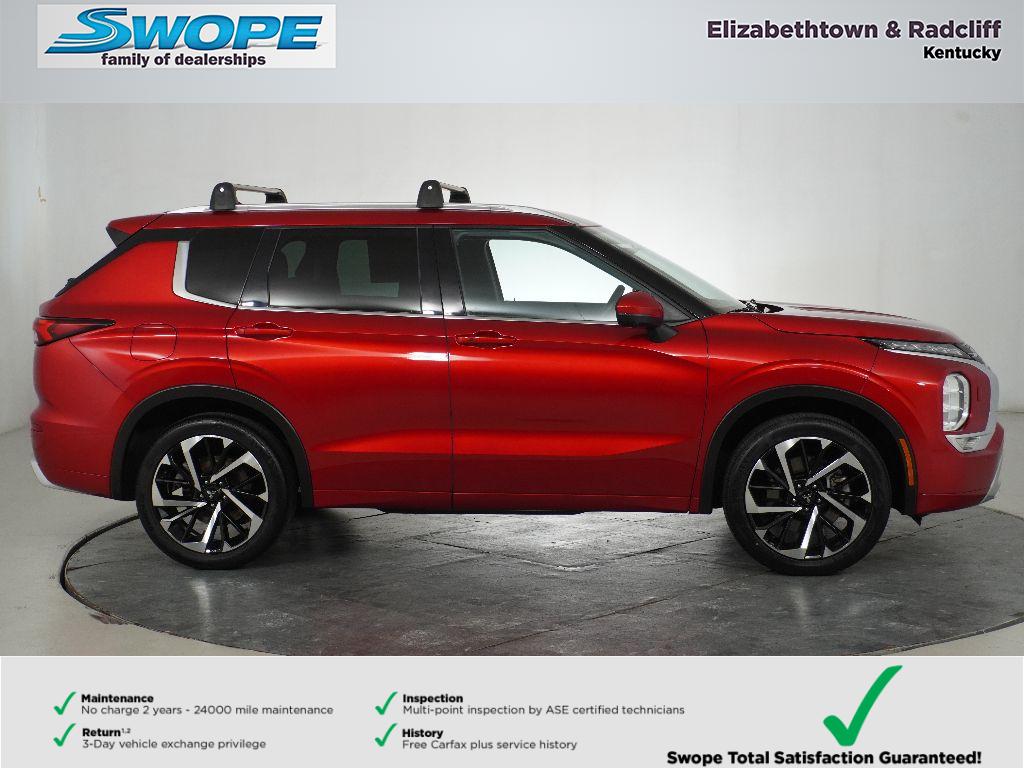2022 Mitsubishi Outlander SEL photo 2