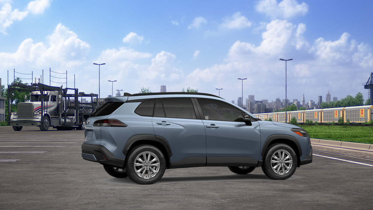 2026 Toyota Corolla Cross LE photo 7