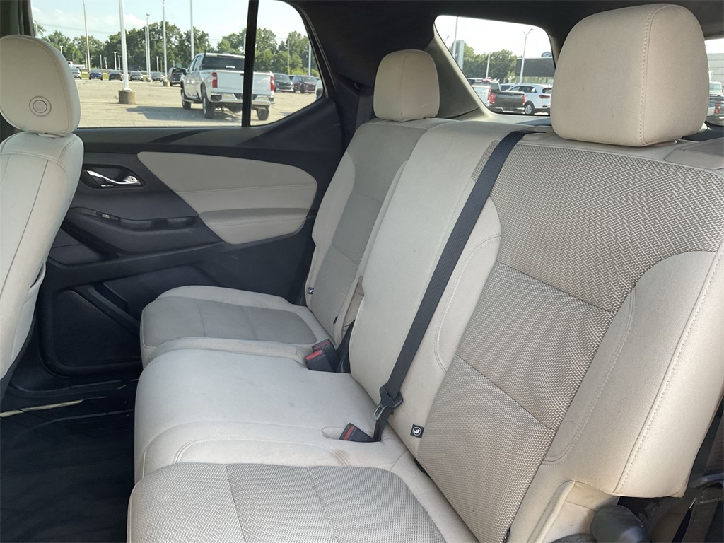 2023 Chevrolet Traverse LS photo 21