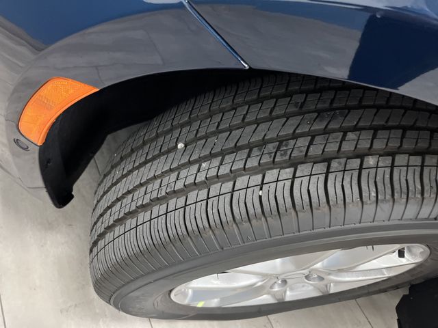 2025 Chrysler Pacifica photo 35