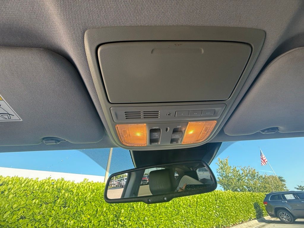 2017 Honda CR-V EX-L photo 11