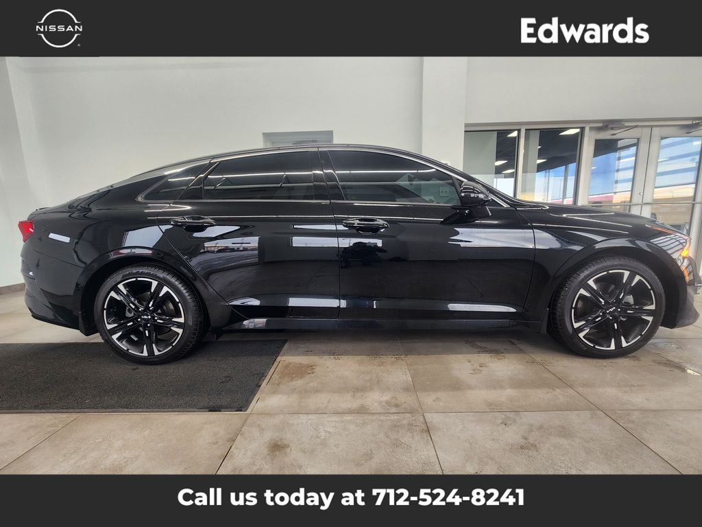2023 Kia K5 GT-Line's photo