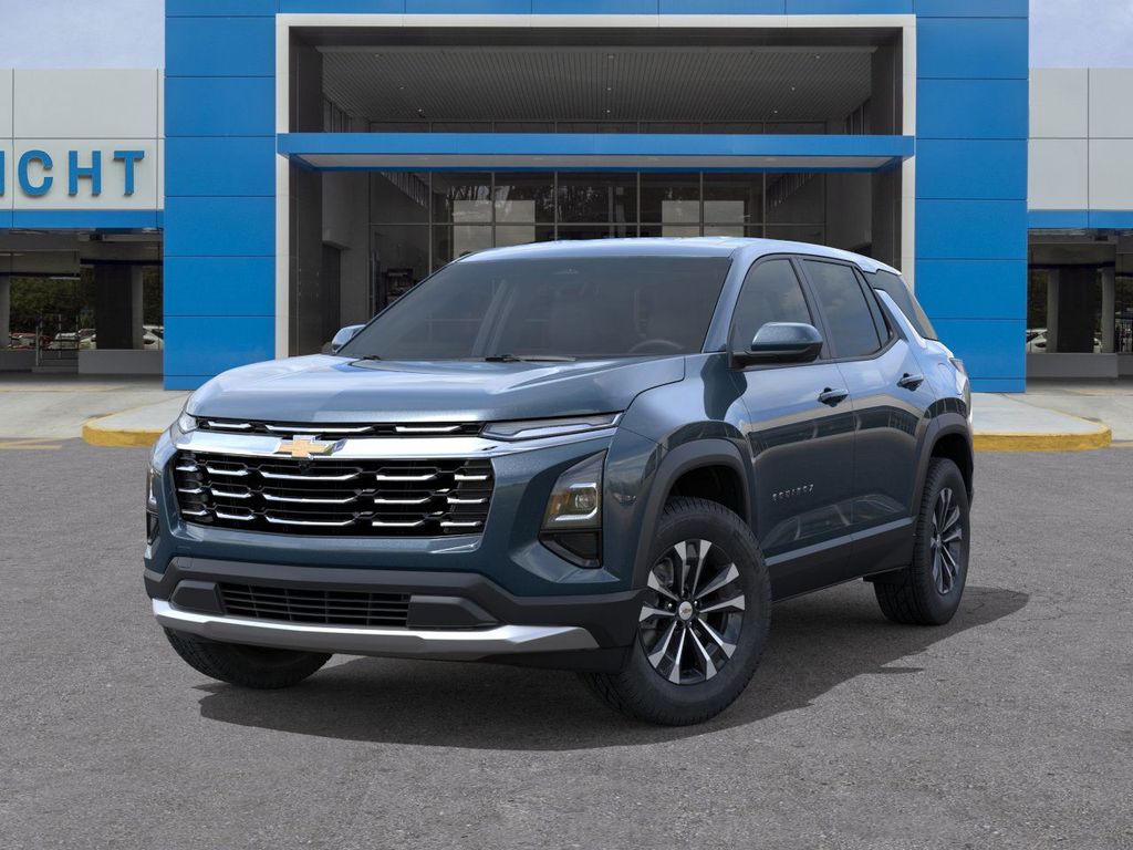 2026 Chevrolet Equinox LT photo 2