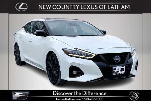 2023 Nissan Maxima SR's photo