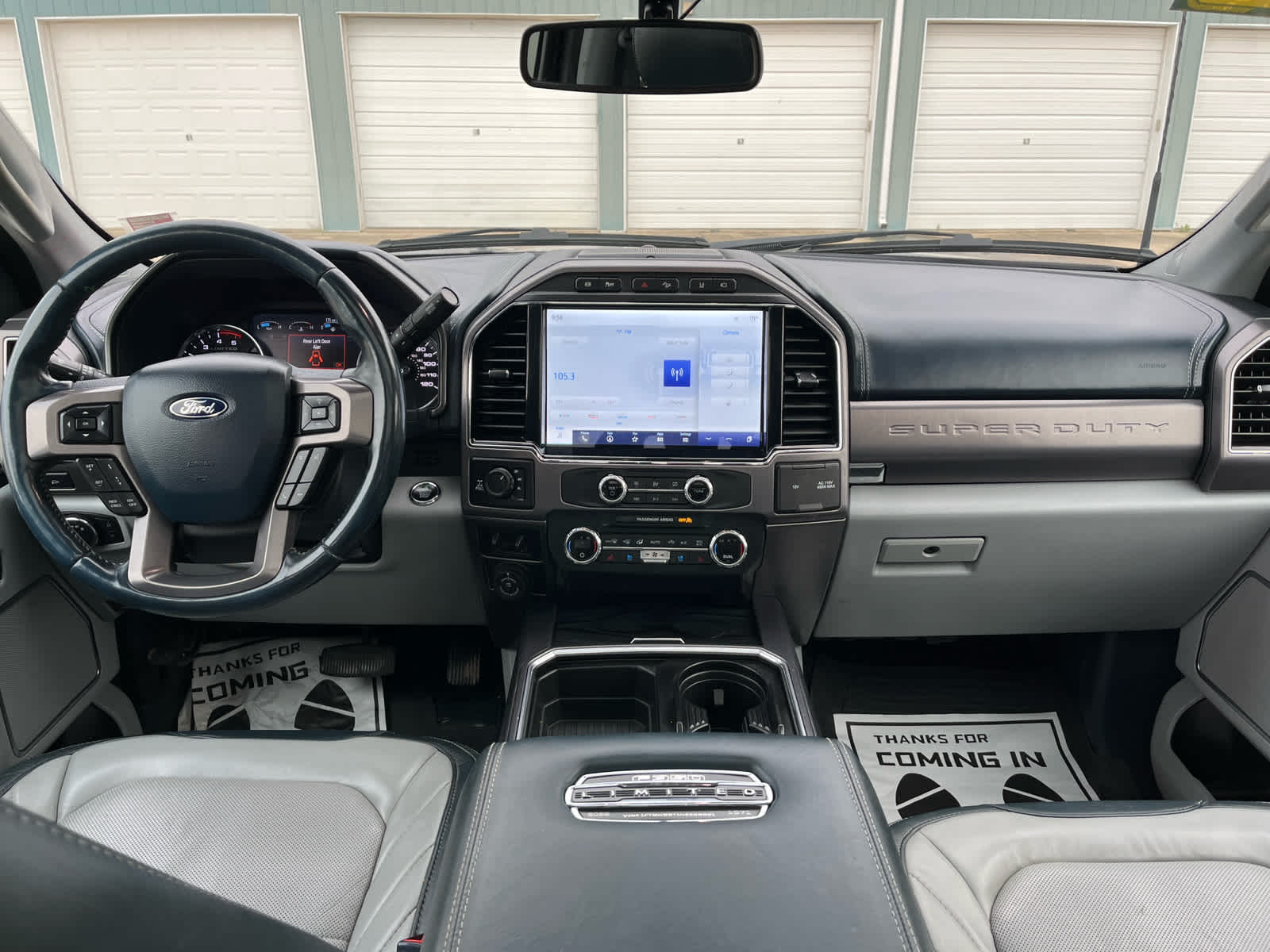 2022 Ford F-350 Limited photo 21