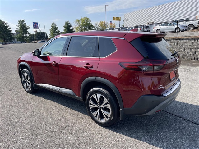 2021 Nissan Rogue SV photo 4