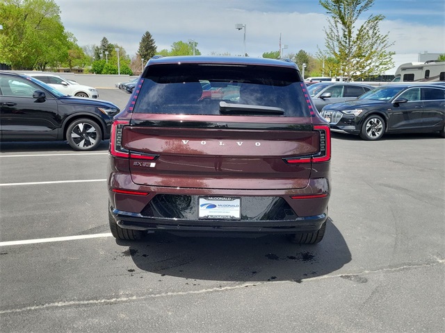 2025 Volvo EX90 Ultra photo 4
