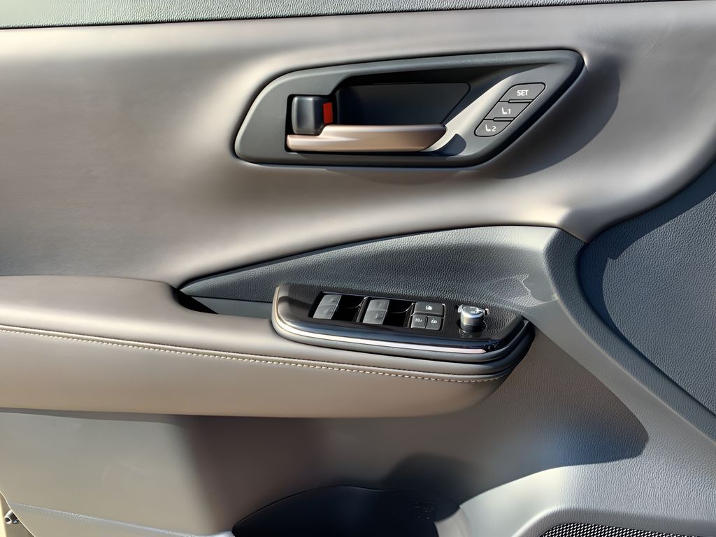 2026 Toyota Crown photo 10