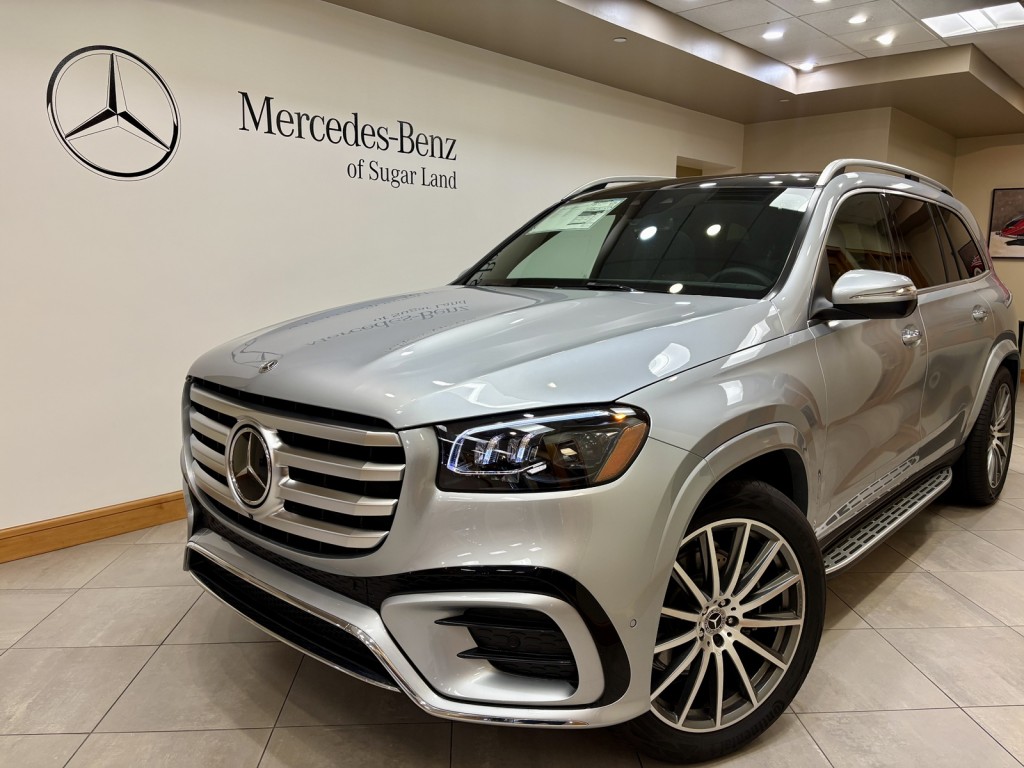 2025 Mercedes-Benz GLS Base's photo
