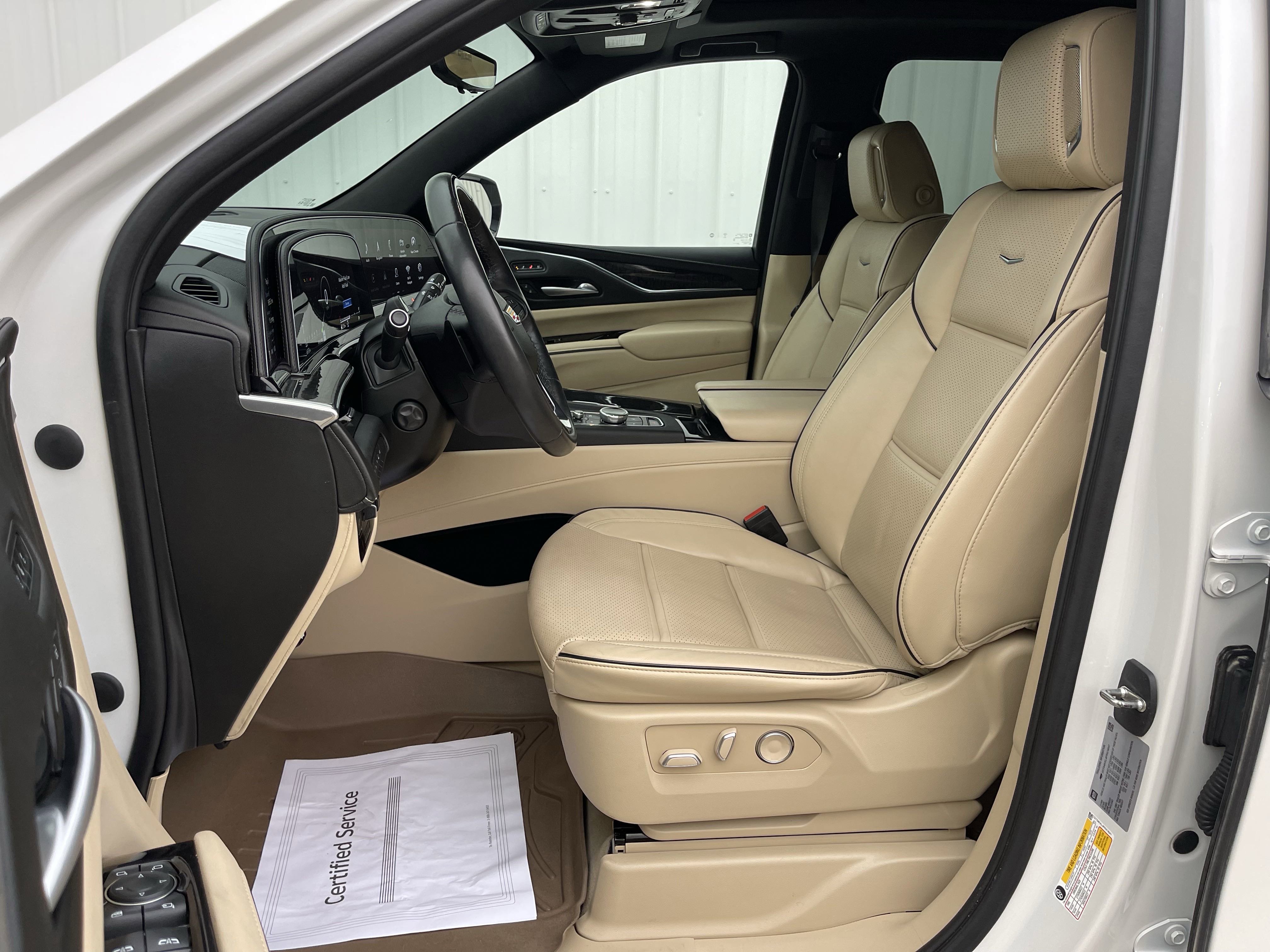 2023 Cadillac Escalade ESV Premium Luxury photo 6