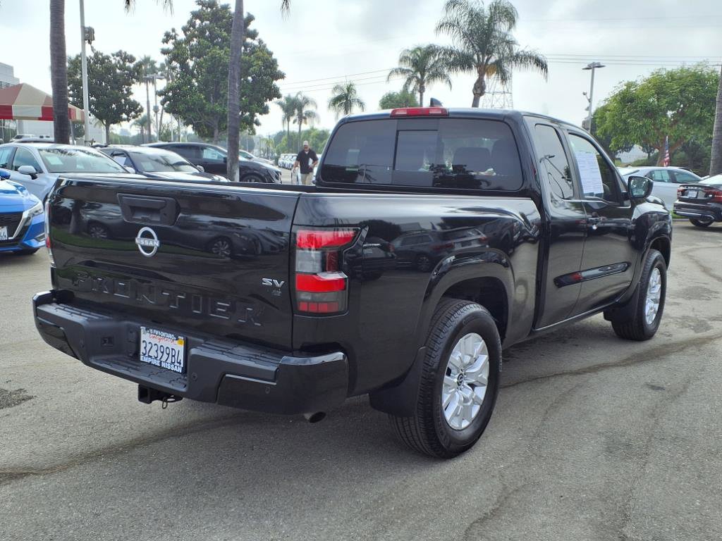 2024 Nissan Frontier SV photo 3