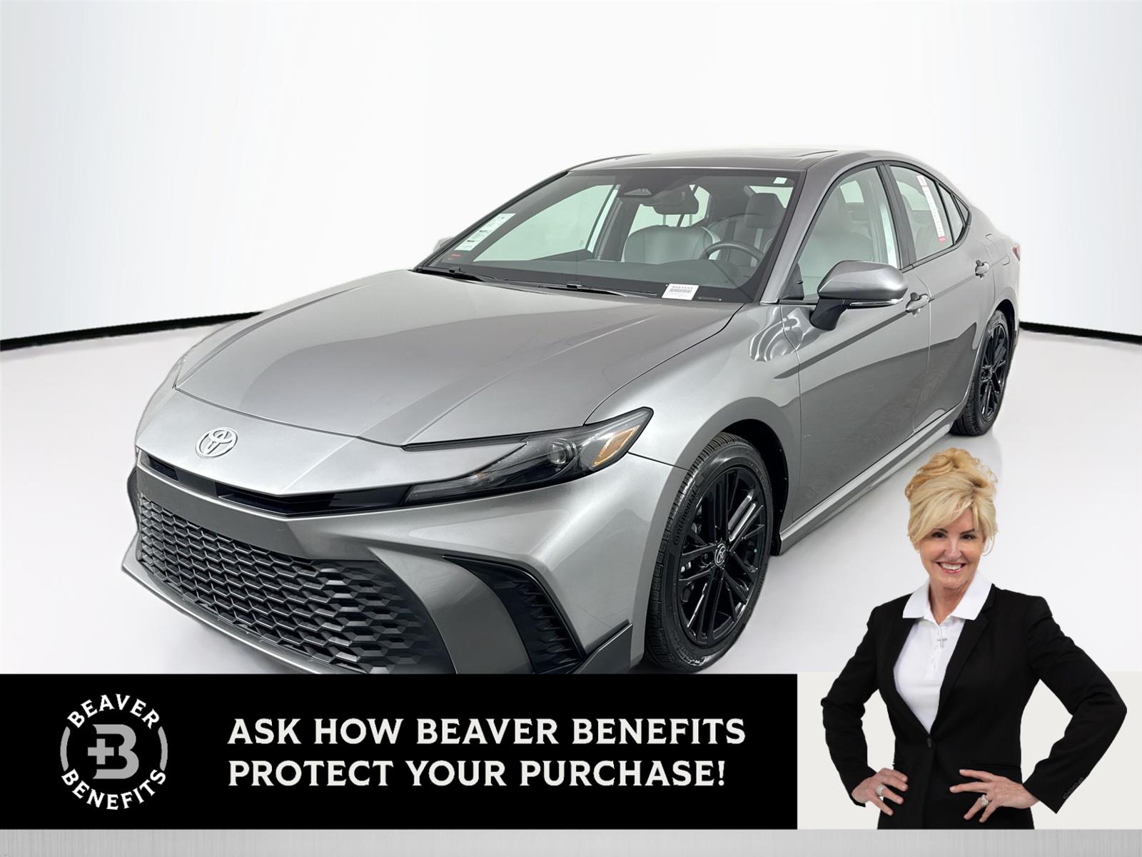 2025 Toyota Camry SE's photo