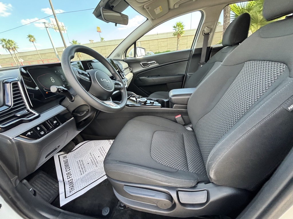 2023 Kia Sportage Hybrid LX photo 14
