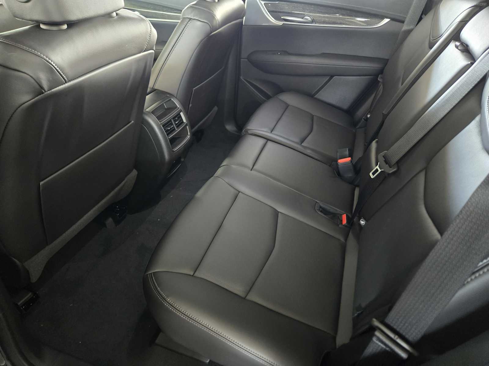 2025 Cadillac XT5 Sport photo 18