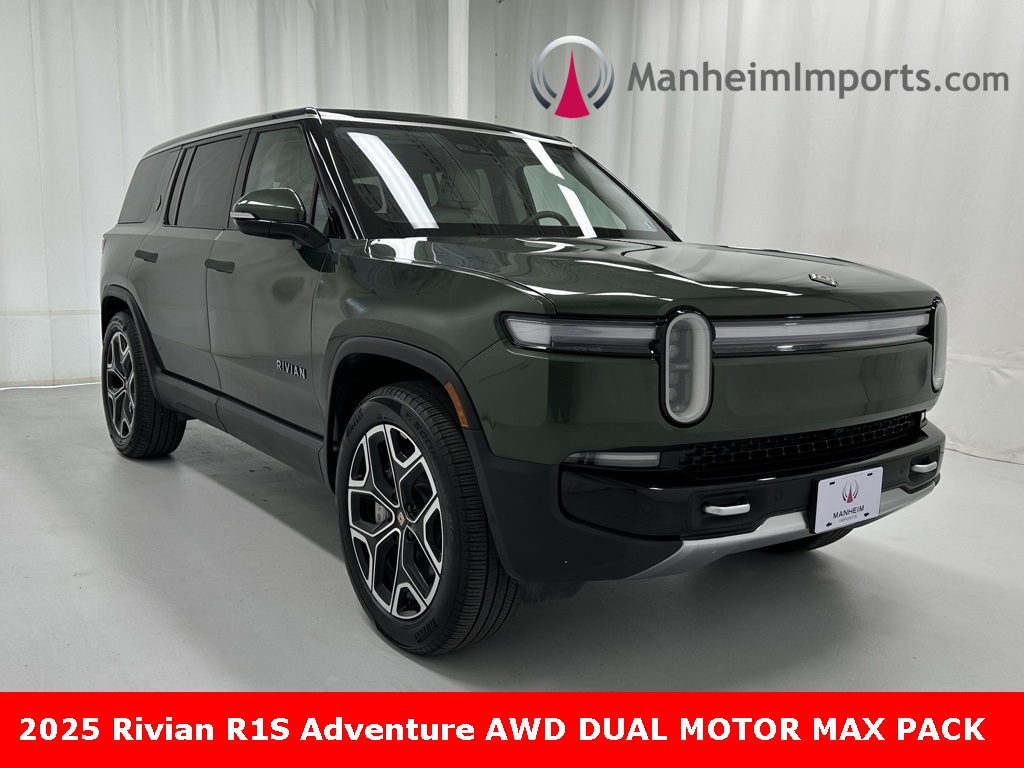 2025 Rivian R1S Adventure's photo
