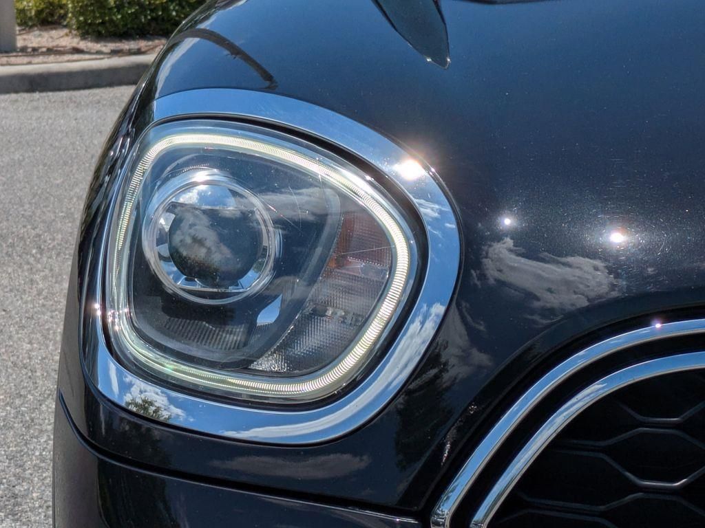 2020 Mini Cooper S ALL4 photo 8