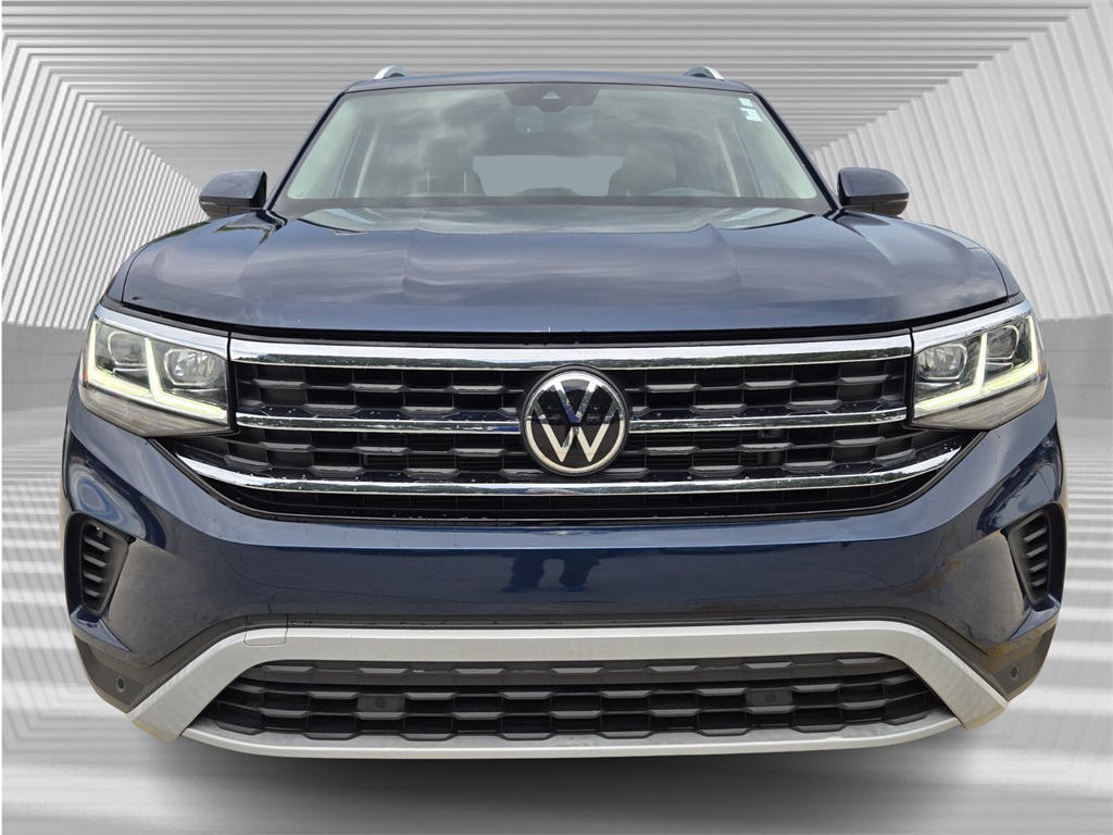 2023 Volkswagen Atlas SEL photo 3