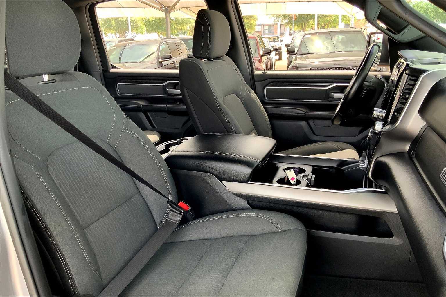 2021 Ram 1500 Big Horn photo 8