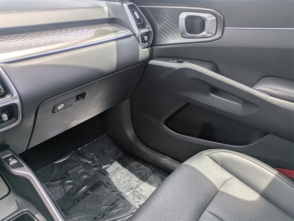 2023 Kia Sorento Hybrid EX photo 20