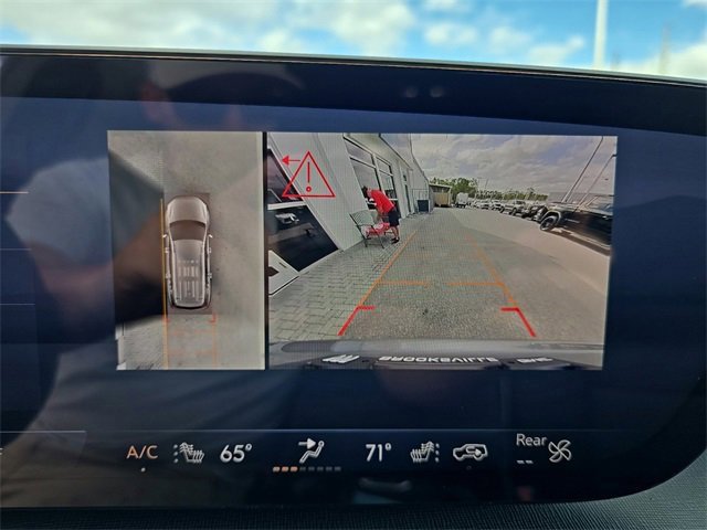 2025 Buick Enclave Preferred photo 16