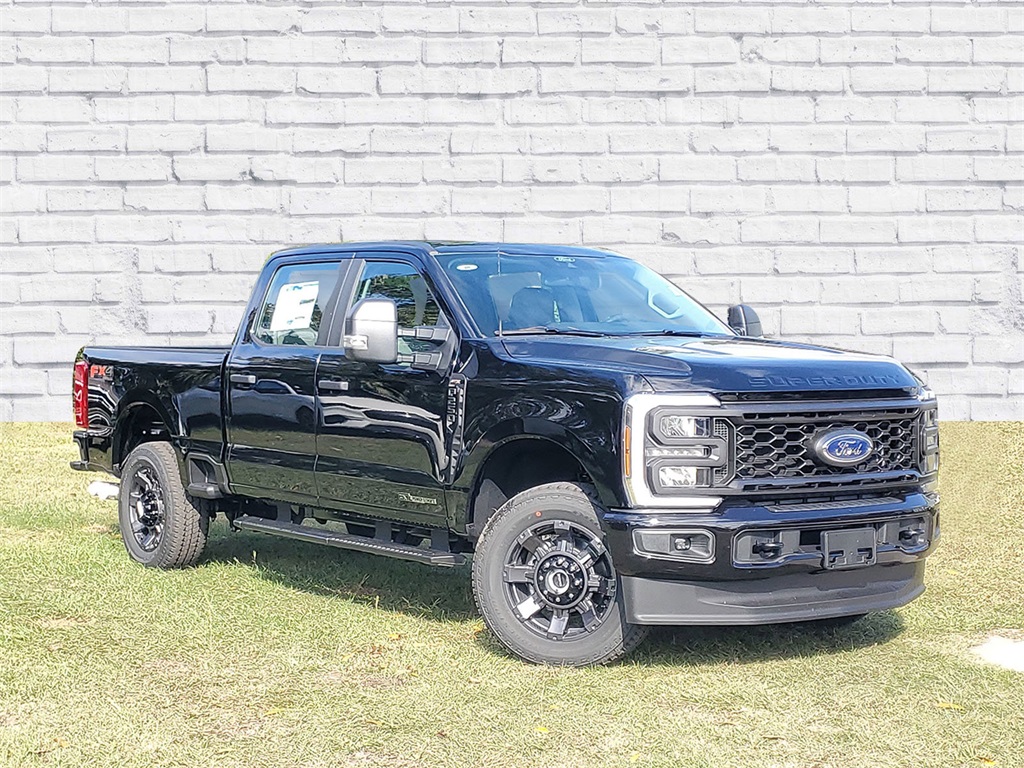 2026 Ford F-250 Super Duty XL's photo