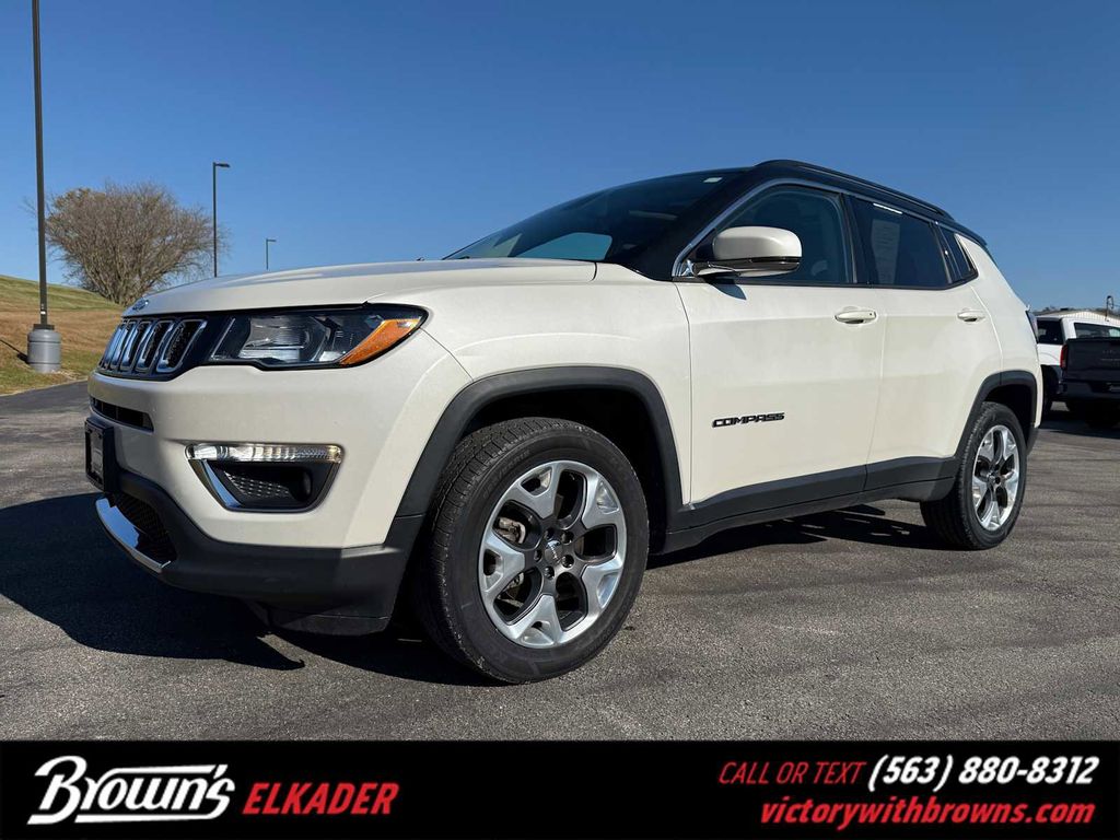2018 Jeep Compass Limited's photo