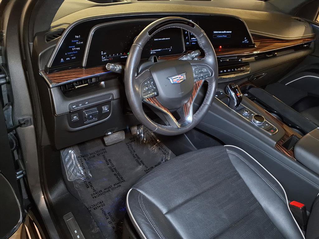 2022 Cadillac Escalade ESV Premium Luxury photo 2