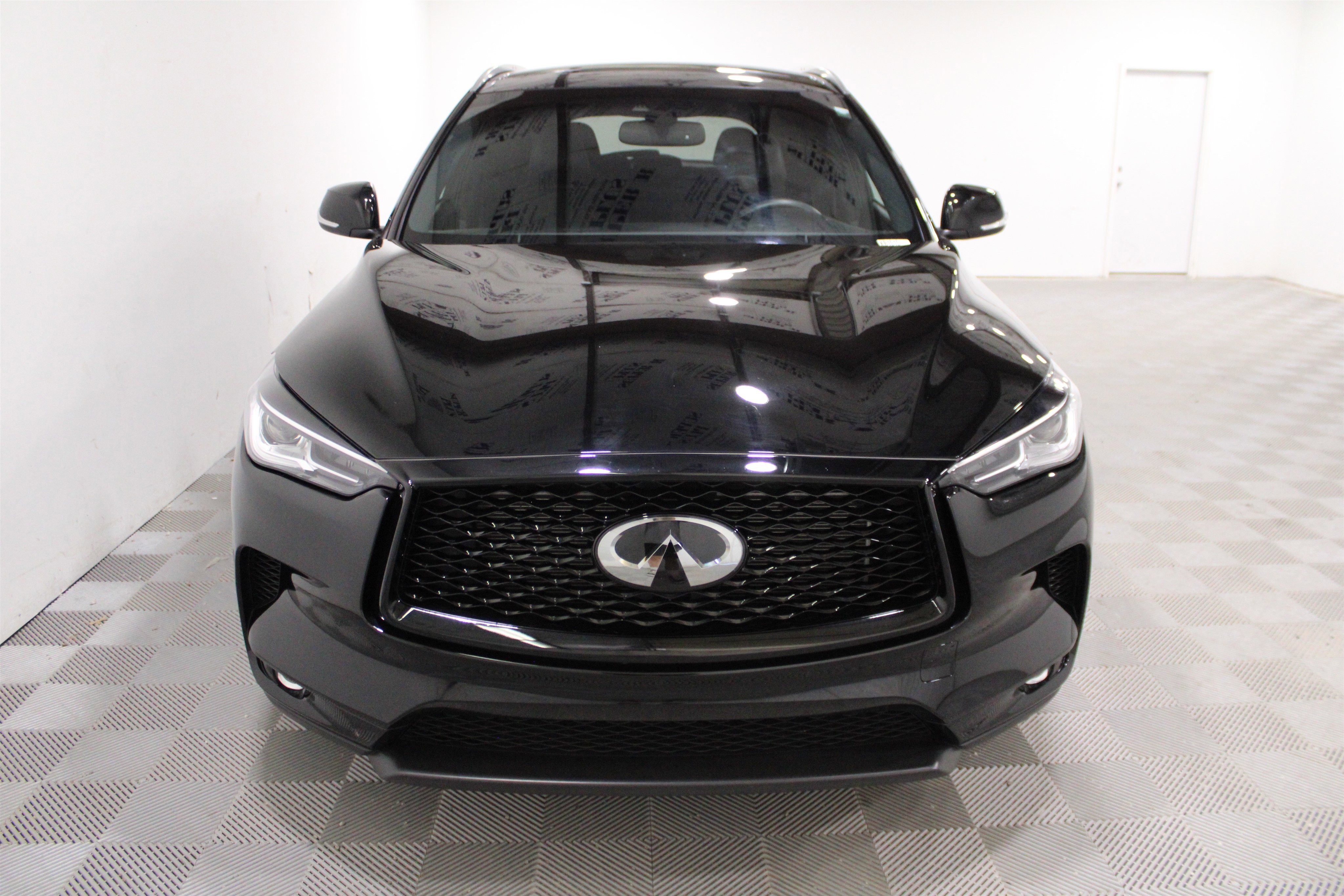 2022 Infiniti QX50 Luxe AWD photo 12