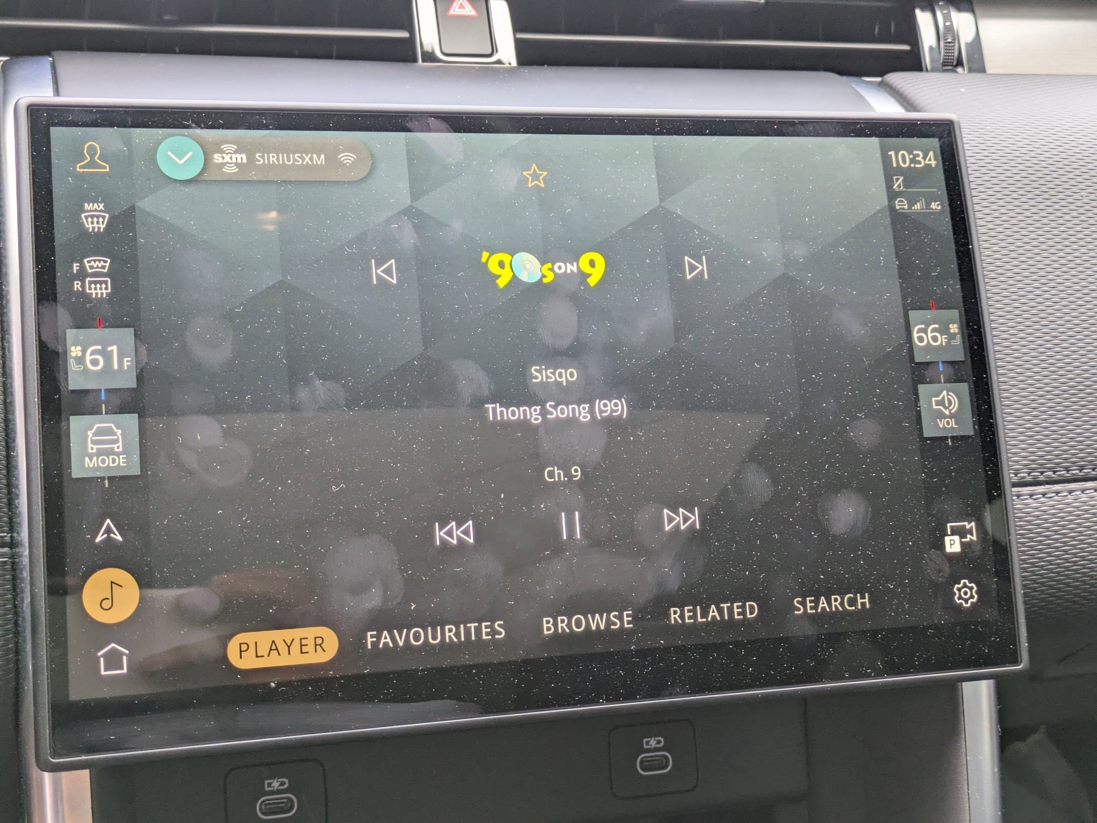2024 Land Rover Discovery Sport Dynamic SE photo 19