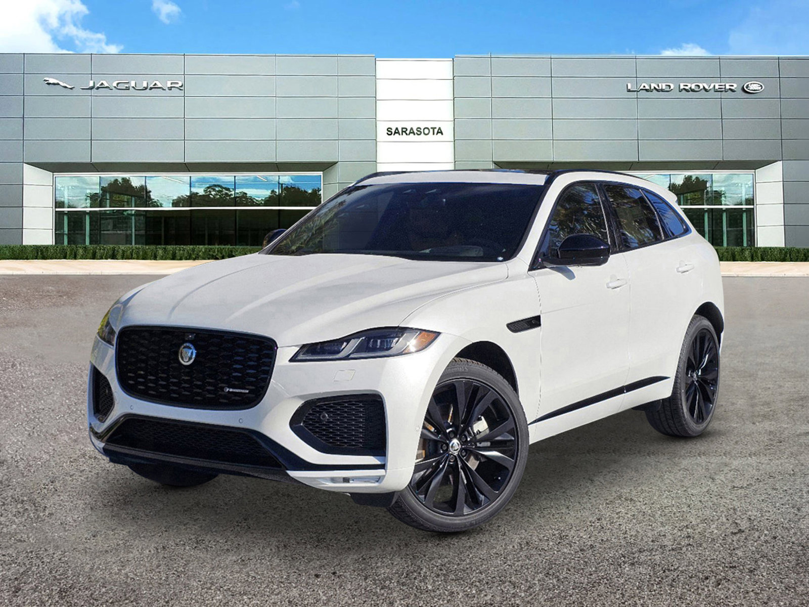 2025 Jaguar F-PACE R-Dynamic S's photo