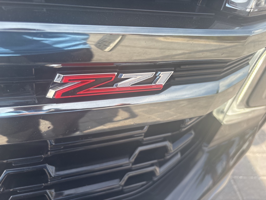 2022 Chevrolet Suburban Z71 photo 10