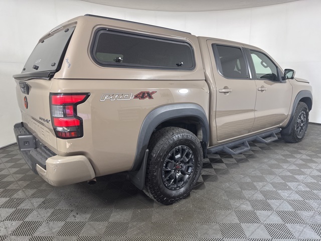 2022 Nissan Frontier PRO-4X photo 3