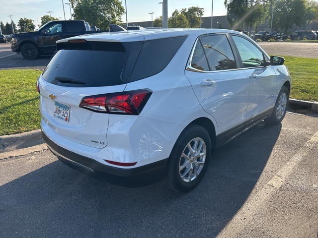 Used 2022 Chevrolet Equinox LT with VIN 3GNAXUEV3NS218744 for sale in Apple Valley, Minnesota