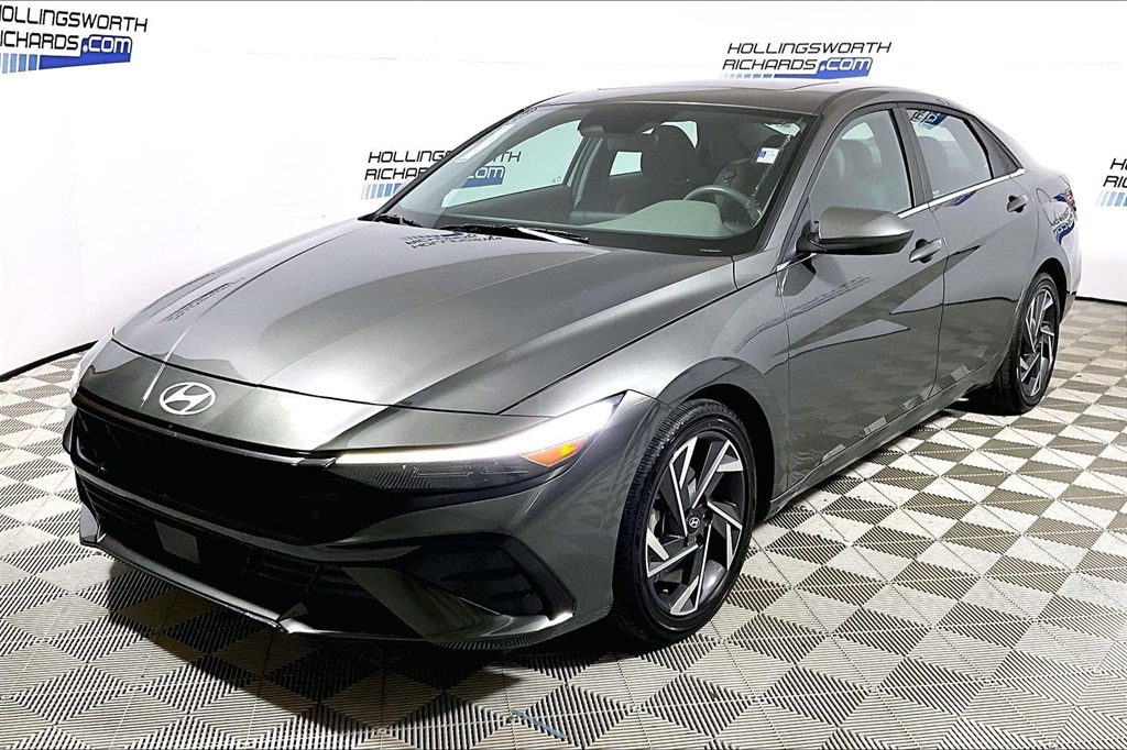 2025 Hyundai Elantra SEL