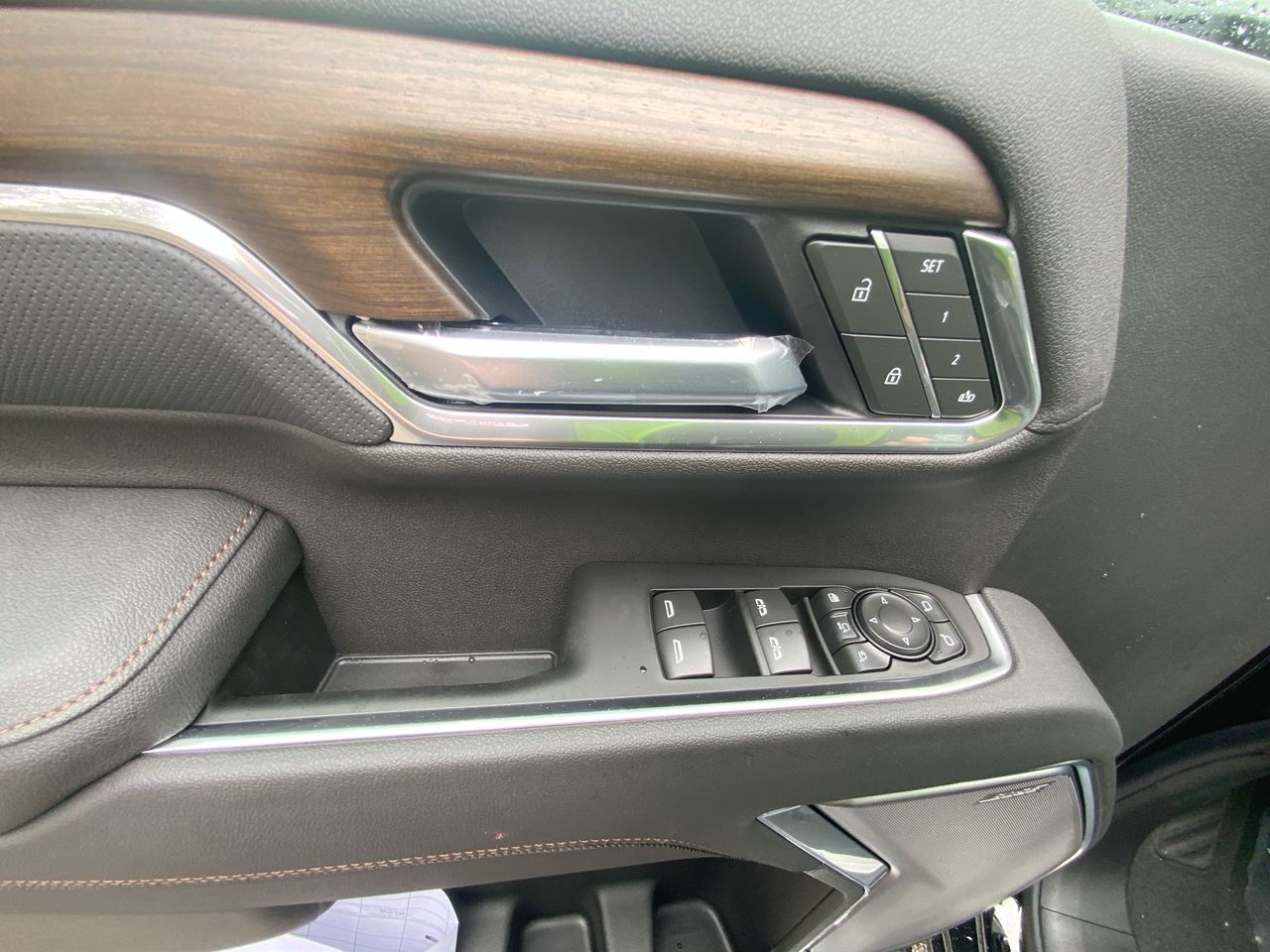 2025 Chevrolet Silverado 3500HD High Country photo 24