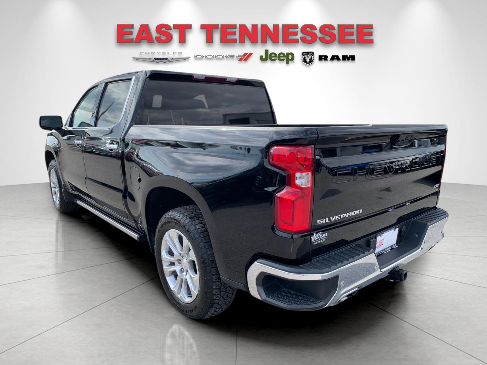 2023 Chevrolet Silverado 1500 LTZ photo 4