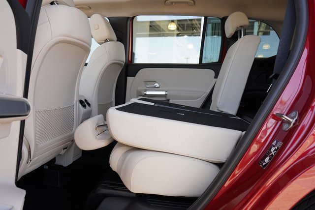 2022 Mercedes Benz GLB 250 photo 25