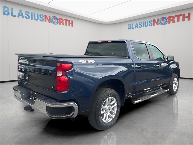 2022 Chevrolet Silverado LT 1500 photo 4