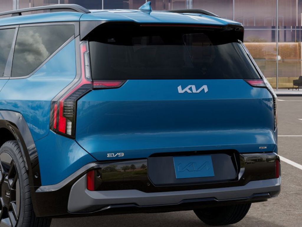 2026 Kia EV9 GT-Line photo 10