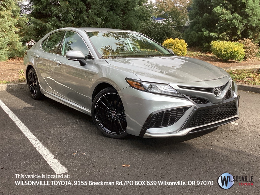 2023 Toyota Camry XSE's photo