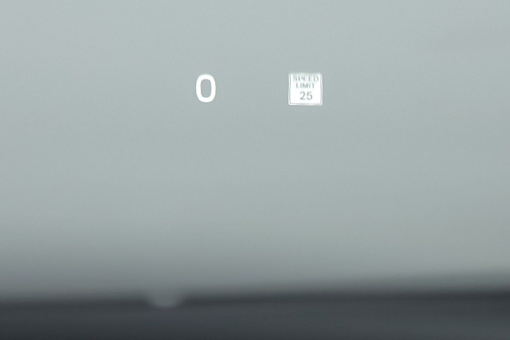 2023 VOLVO S60 - Image 19