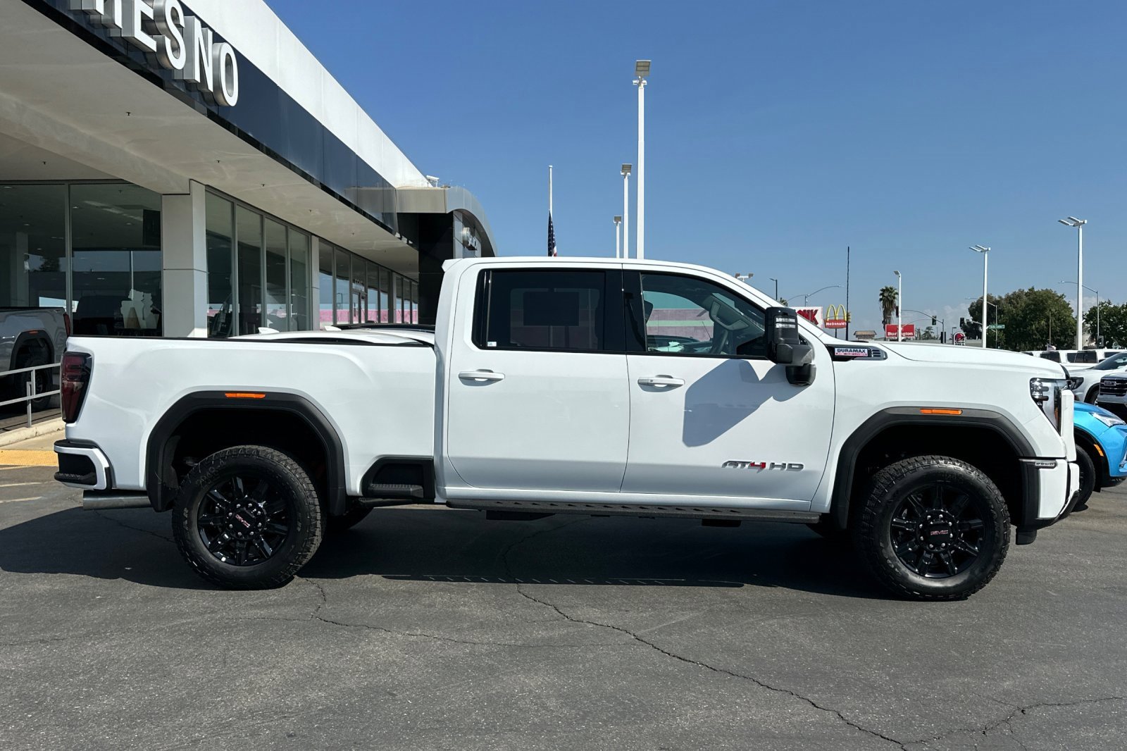 2026 Gmc Sierra 2500 HD AT4 photo 4