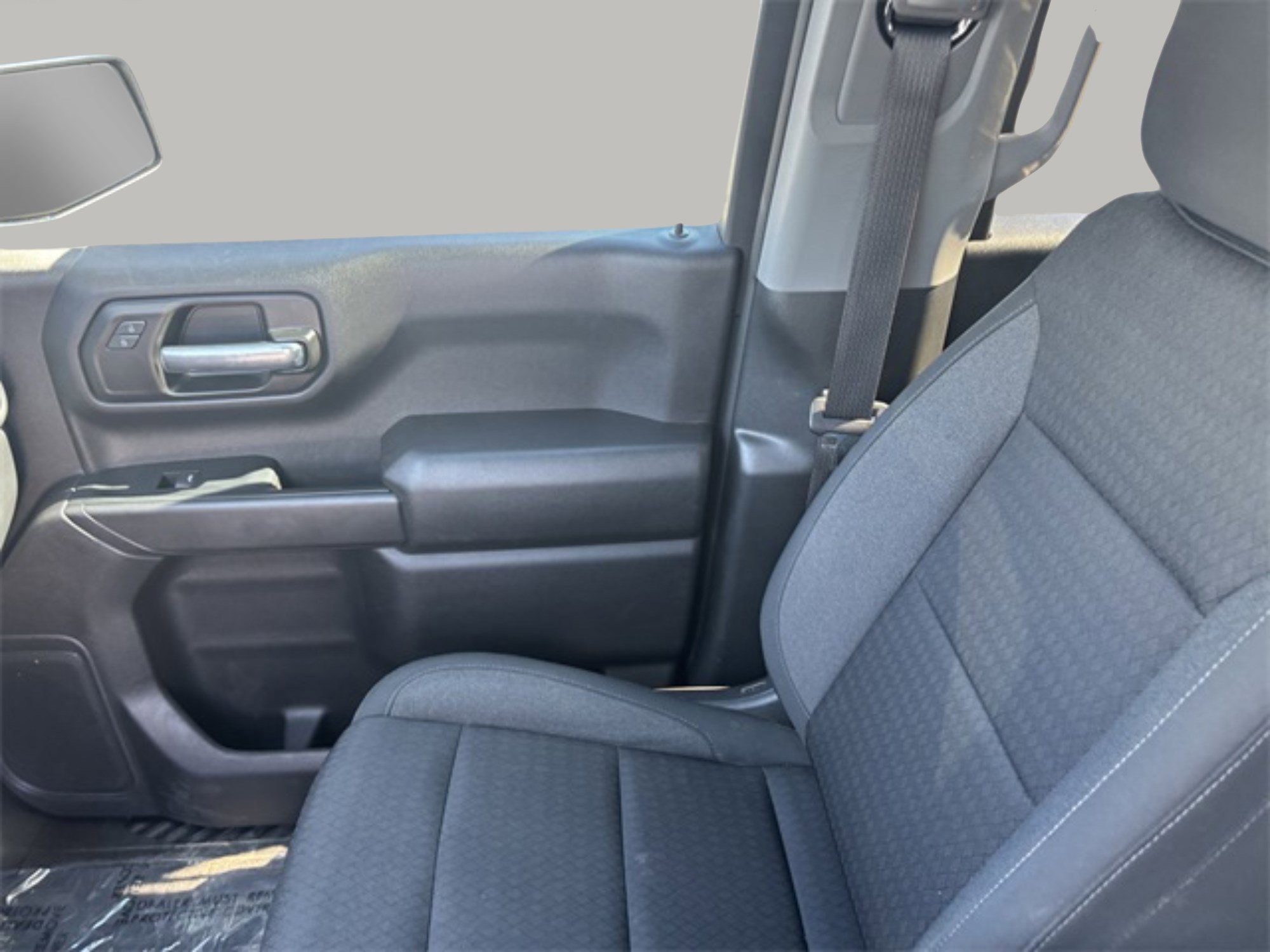 2023 Chevrolet Silverado 1500 Custom photo 17