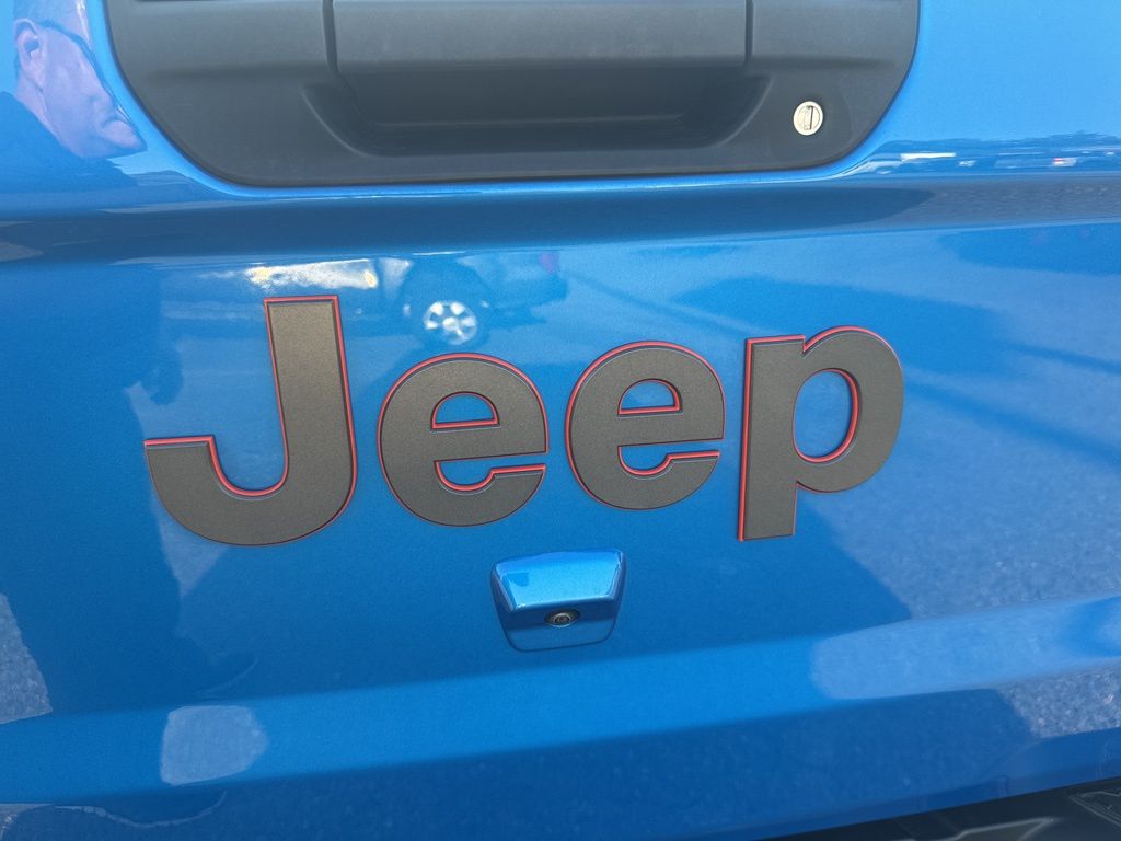 2023 Jeep Gladiator Mojave photo 5