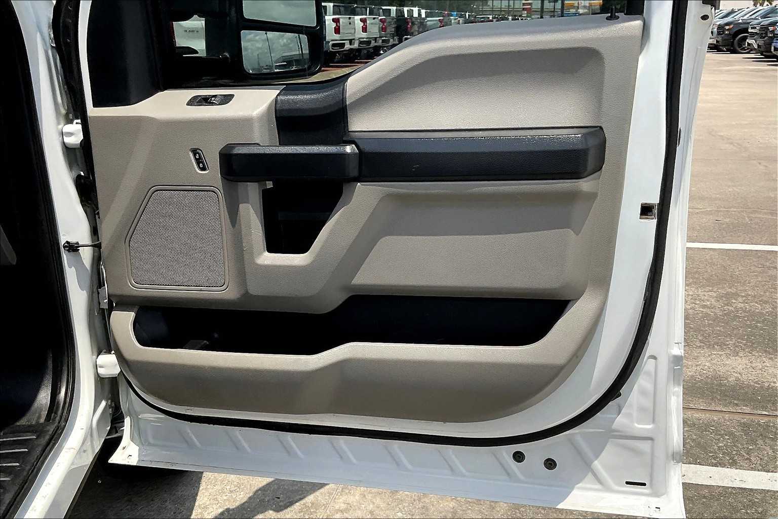 2021 Ford F-350 XL photo 20