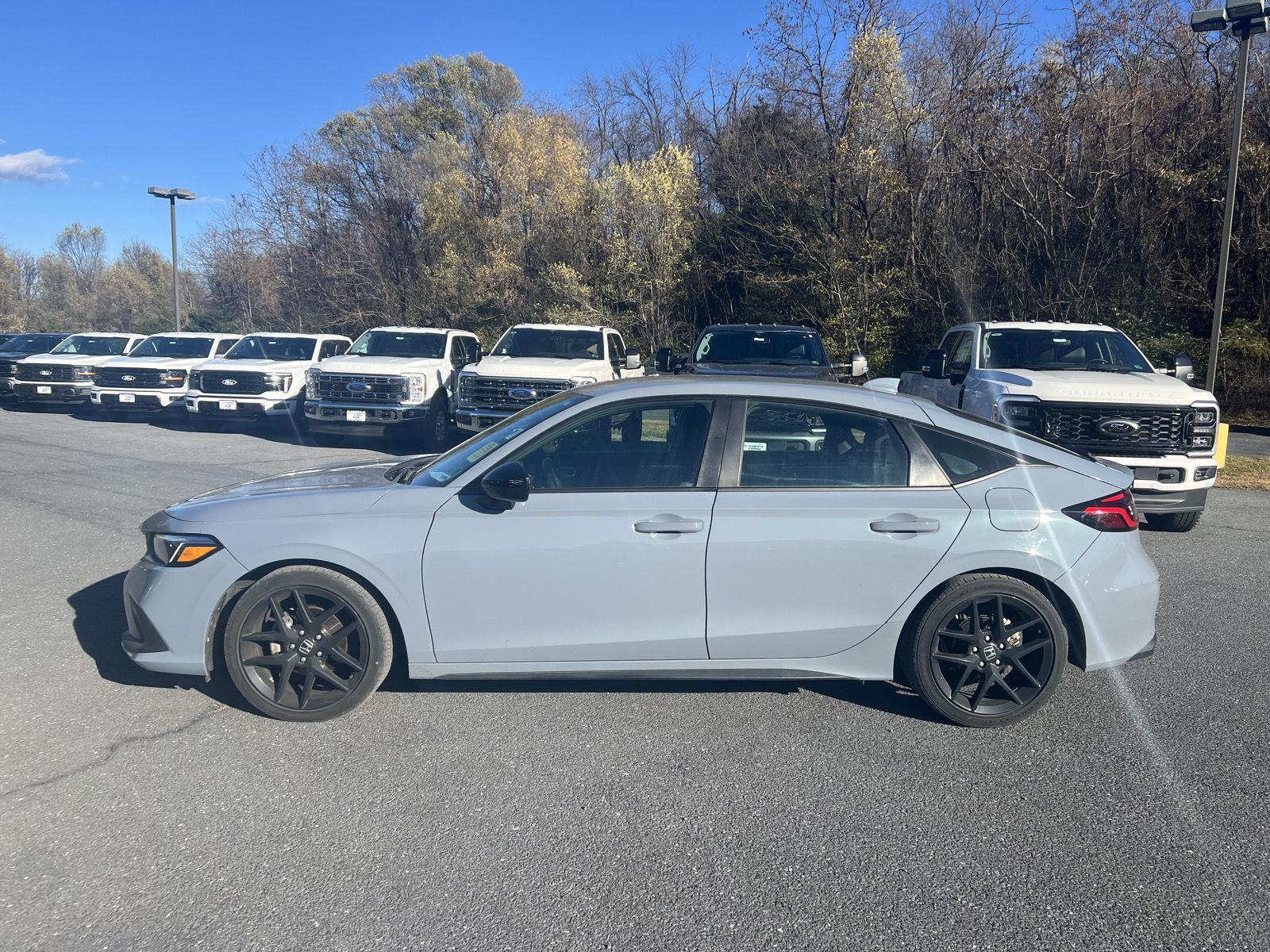 2024 Honda Civic Sport photo 2