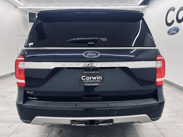 2021 Ford Expedition XLT photo 3
