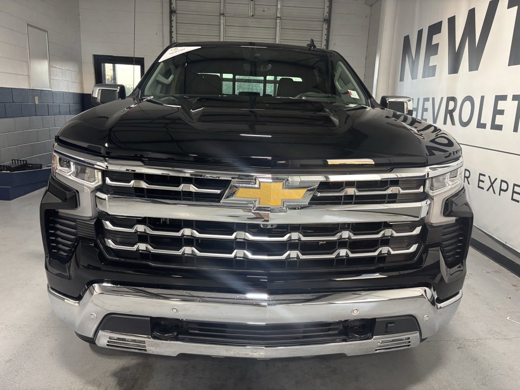 2025 Chevrolet Silverado 1500 LTZ photo 30